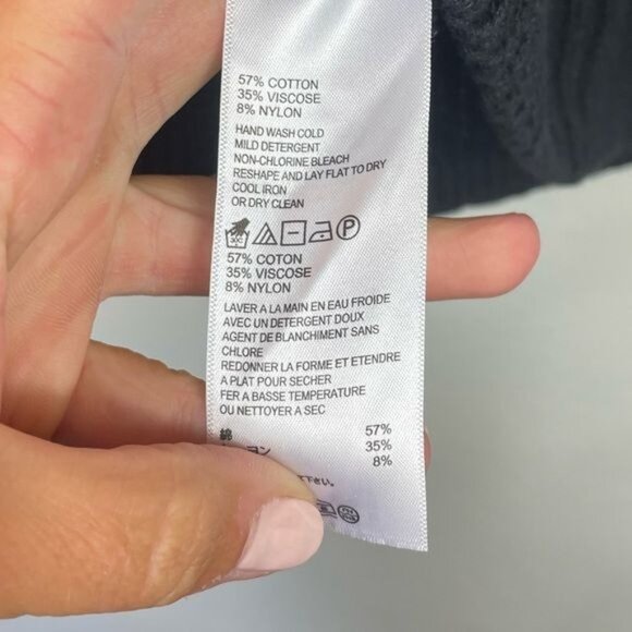 Tommy Bahama Sweetzer Black V-Neck Pullover Lightweight Sweater Size XL NWT - Picture 8 of 8